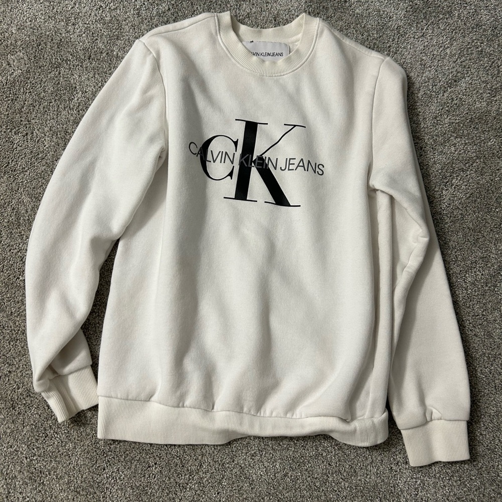 Women’s Calvin Klein jeans co crew neck size extra small